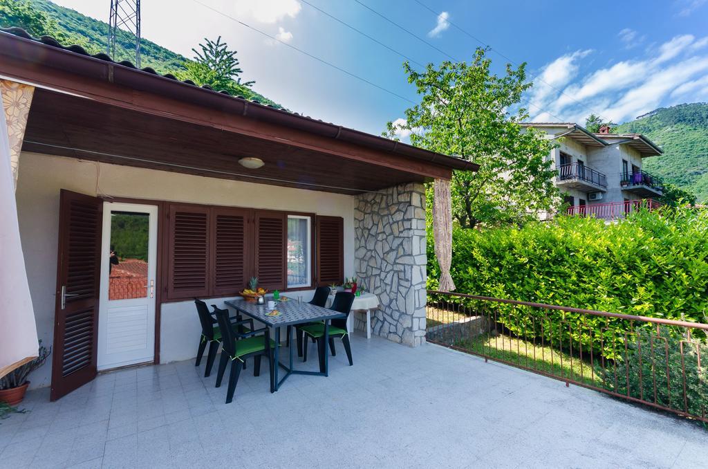 Вілла House Mirella Мощеницька Драга Екстер'єр фото